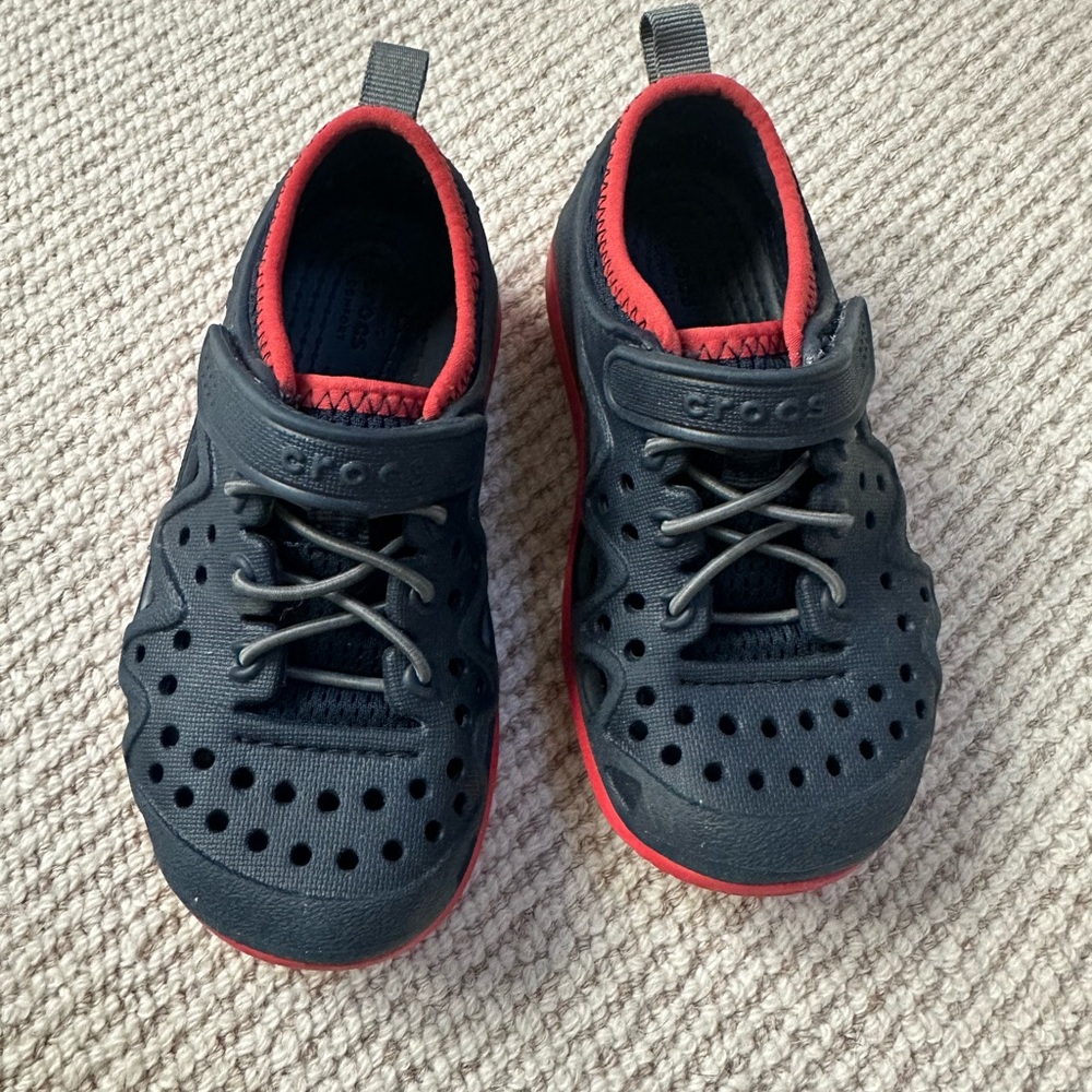 Crocs Swiftwater Play Shoe - Like New - Toddler 10